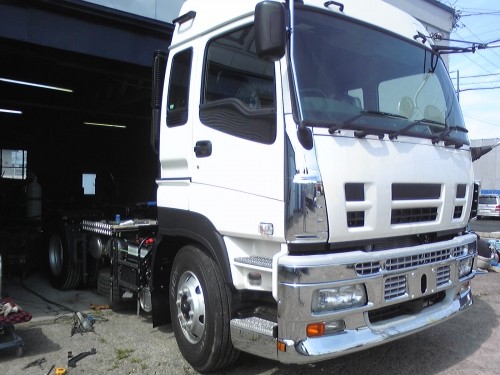 ＩＳＵＺＵ　ＧＩＧＡ