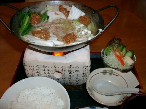 明日の850円日替わり定食はホルモン定食♪