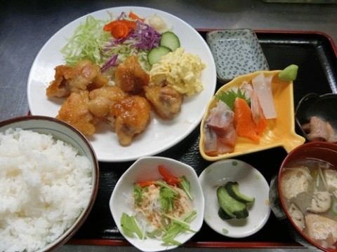 明日はチキン南蛮定食♪