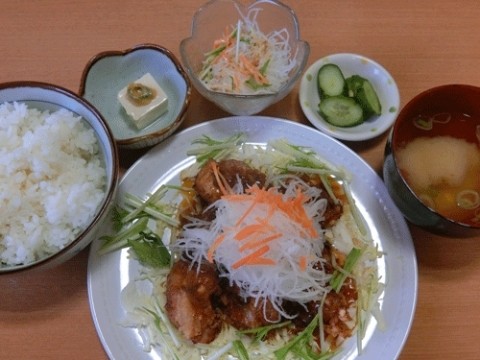 ユーリンチ鳥唐揚げ定食♪