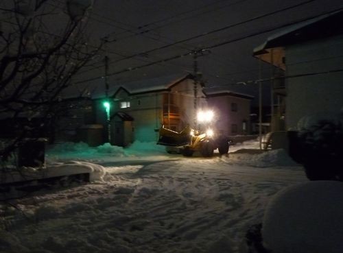 ようやく除雪車が来た♪