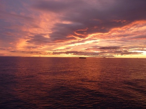 ハワイのおみやげの夕景写真より～