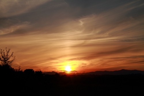 十勝牧場展望台から見たサンピラーと夕景