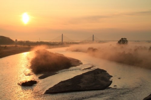 鈴蘭大橋からの日の出