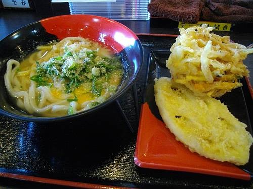 伊予製麺！！釜玉うどん！