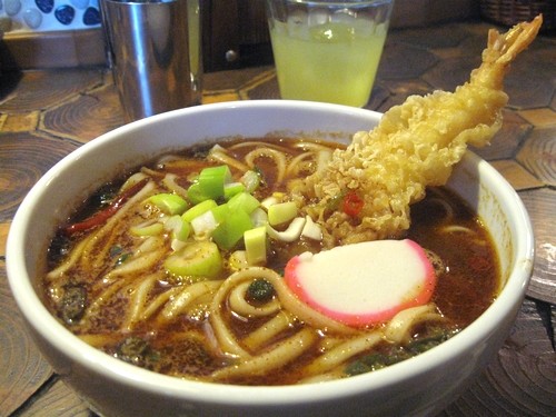 魚介スープのエビ天カレーうどん