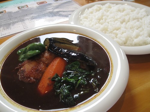 チキンと野菜のスリランカ風カレー