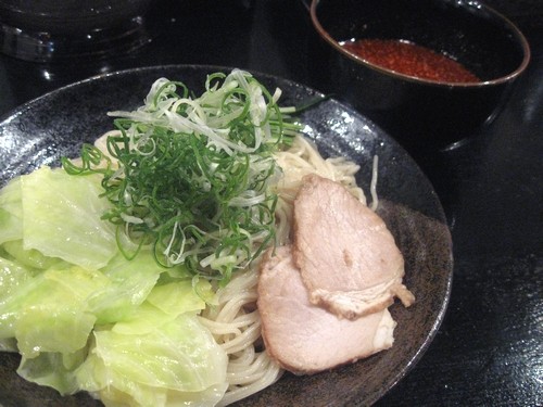 つけ麺本舗 ばくだん屋