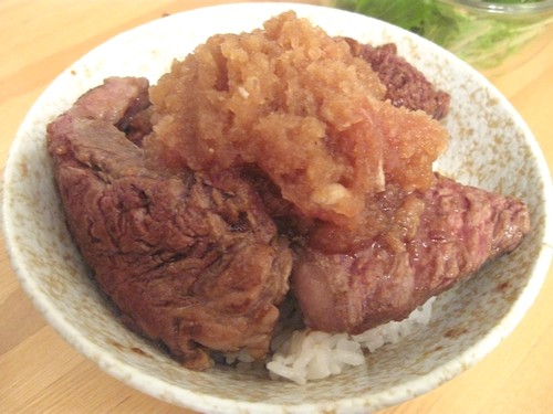 おろしステーキ丼