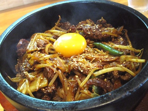 石焼きサガリ丼（帯広・めしCafeピグレット）