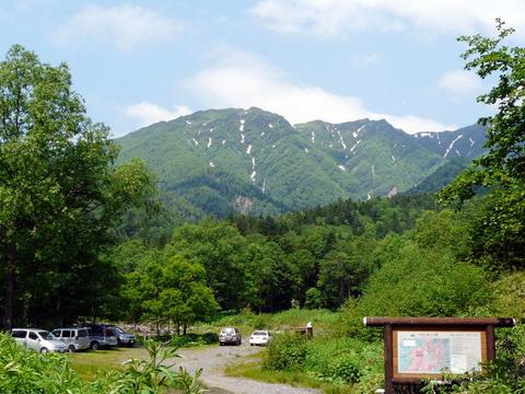 三股の山