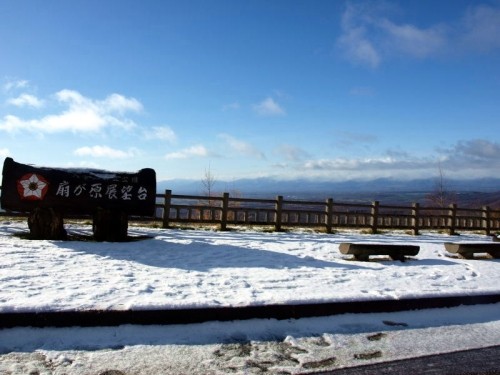 扇が原展望台は雪が積もっていました