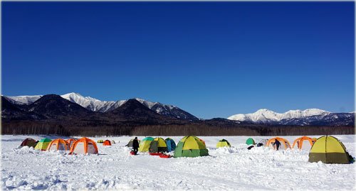 　快晴の糠平でワカサギ釣り８回目