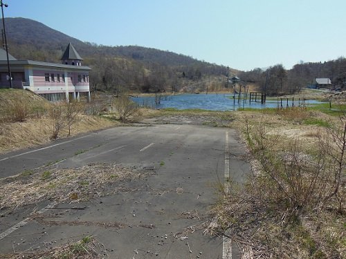 ５月４日　ＧＷ旅行２日目・・・西山山麓火口散策路