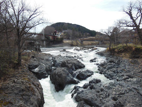 4月25日　滝上町　錦仙峡にも春がやってきた