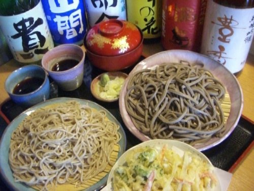 ２種類のお蕎麦と３種類の蕎麦汁