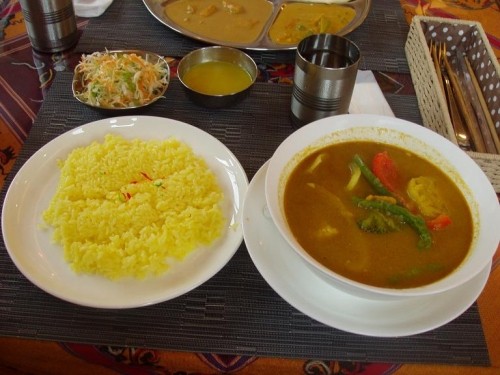 今日のお昼はカリー♪