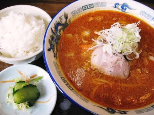 トチロヲさまでお昼を頂いて、大朝市へ行ってきました！