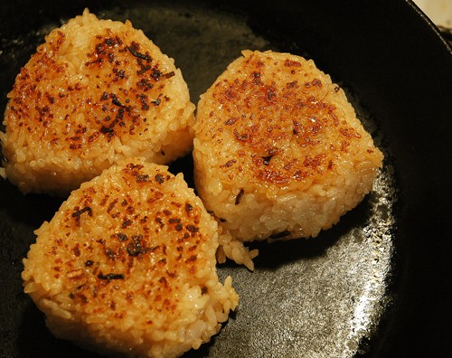 締めは…焼きお握り