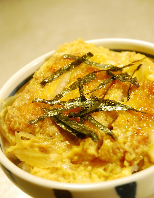 いきなり「カツ丼」！