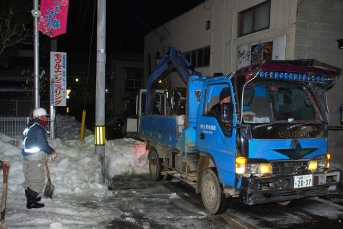 夜の除雪