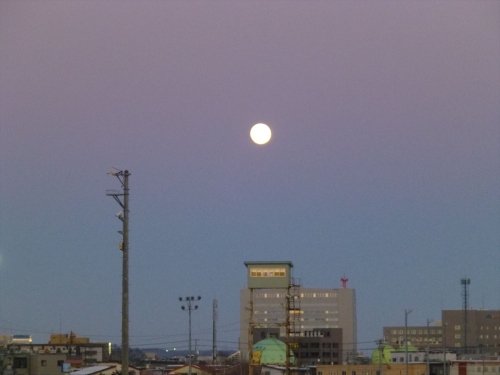 節分の暮れなずむ空