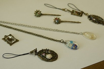 レジン　アクセサリー講座