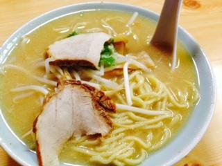 ふじやさんのラーメンです。