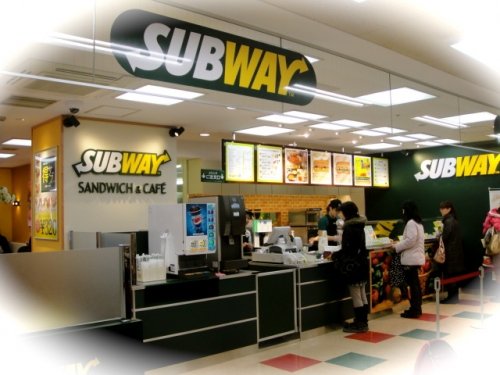 本日のSUBWAYさんと昨夜の流血事件(＠o＠)ノノ