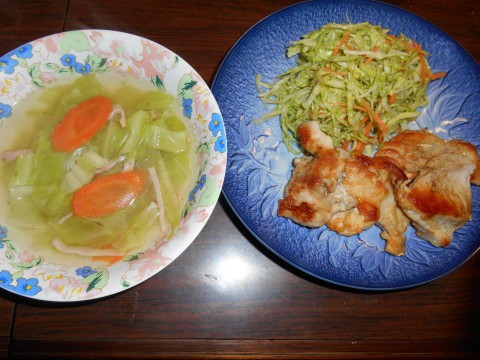 デカキャベツの昨日の夕ご飯は・・・美味しくて安上がり～～!