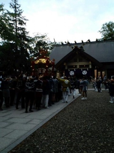 帯広神社祭り