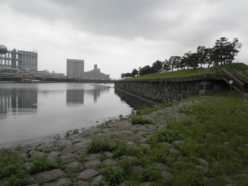 台場公園を歩く