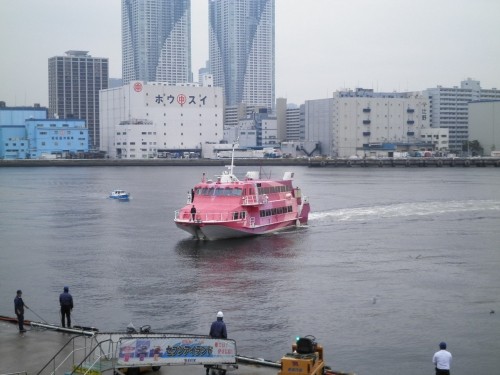 芝浦ウォーターフロントと夜明け前の品川