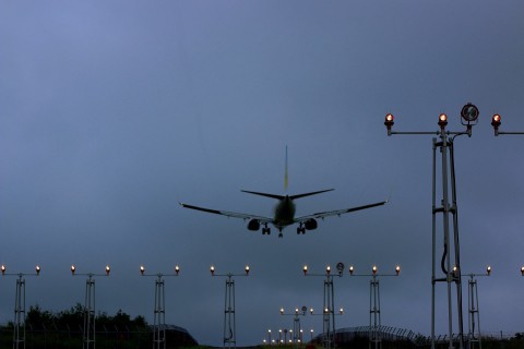 空港へ