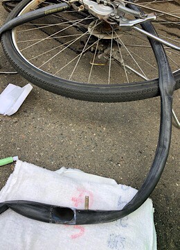 自転車のパンク修理