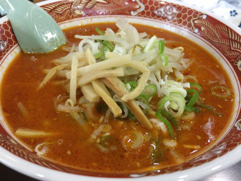 札幌市「ラーメン冬冬」