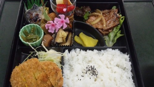 もみじ乃 昼限定 選べるお弁当