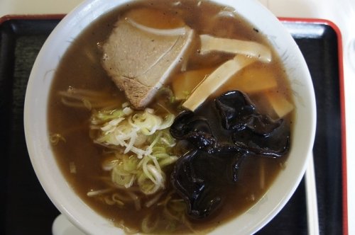 萬来軒さんのしょう油ラーメン（福島町）