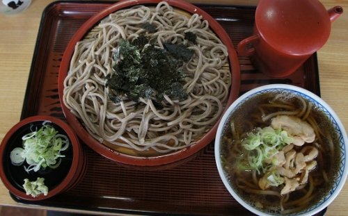 えちご食堂さんのざる・かしわセット（弟子屈町）