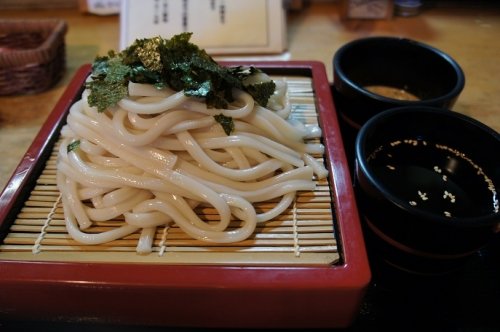 下川町・しもかわ手延べめんみなみさんのざるうどん