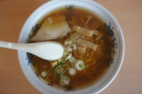 東神楽町・茶楽さんの醤油ラーメン