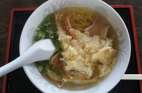 岩内町・ささや食堂さんのえび天ぷらラーメン