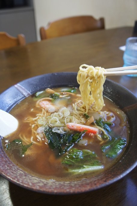 泊村・レストハウス　ワン・ツーさんの磯ラーメン