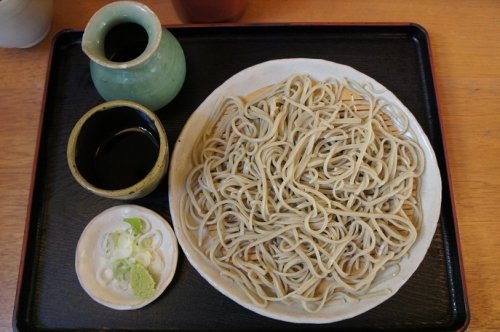 安平町・手打そば　そば哲さんのもりそば（新そば）