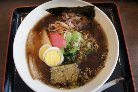 北竜町・レストラン風車さんの黒竜醬油ラーメン