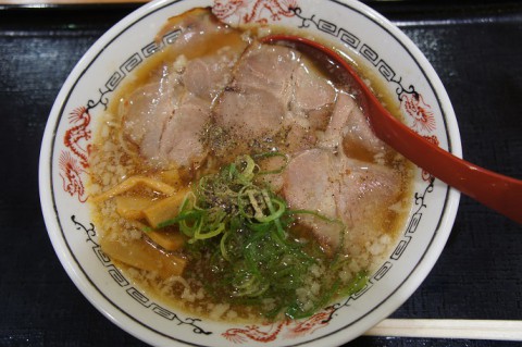 三笠市・丸醤屋さんのこく旨醤油ラーメン