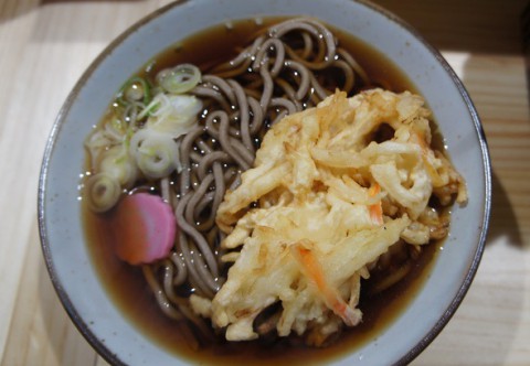 立ち喰いそば・うどん　是空さんの野菜天そば