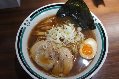 新店オープン! まるほラーメン店さんのとんこつ魚介のしょうゆ