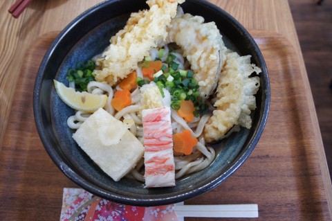 幕別町・十勝うまげ屋さんの年明けうどん～♪