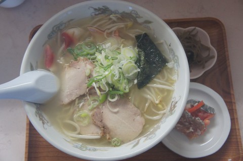 豊頃町大津・きいちゃん食堂さんのほっきラーメン